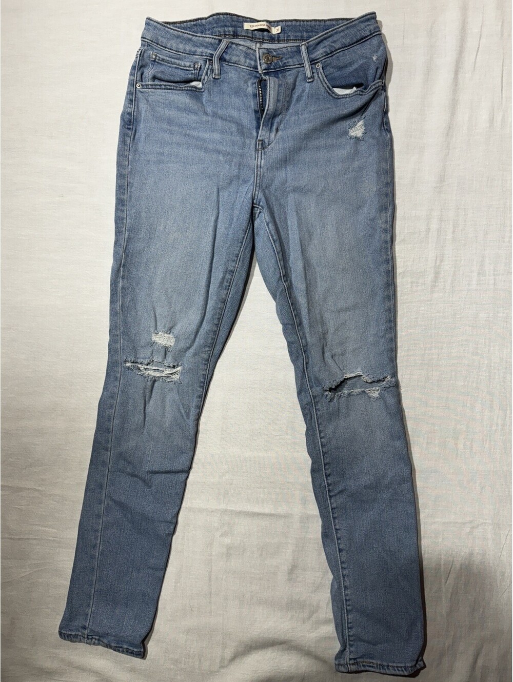 Levi's women's High Rise Skinny, Waist 31 Length 30 Jeans